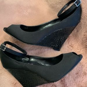 Peep Toe Patent Wedge